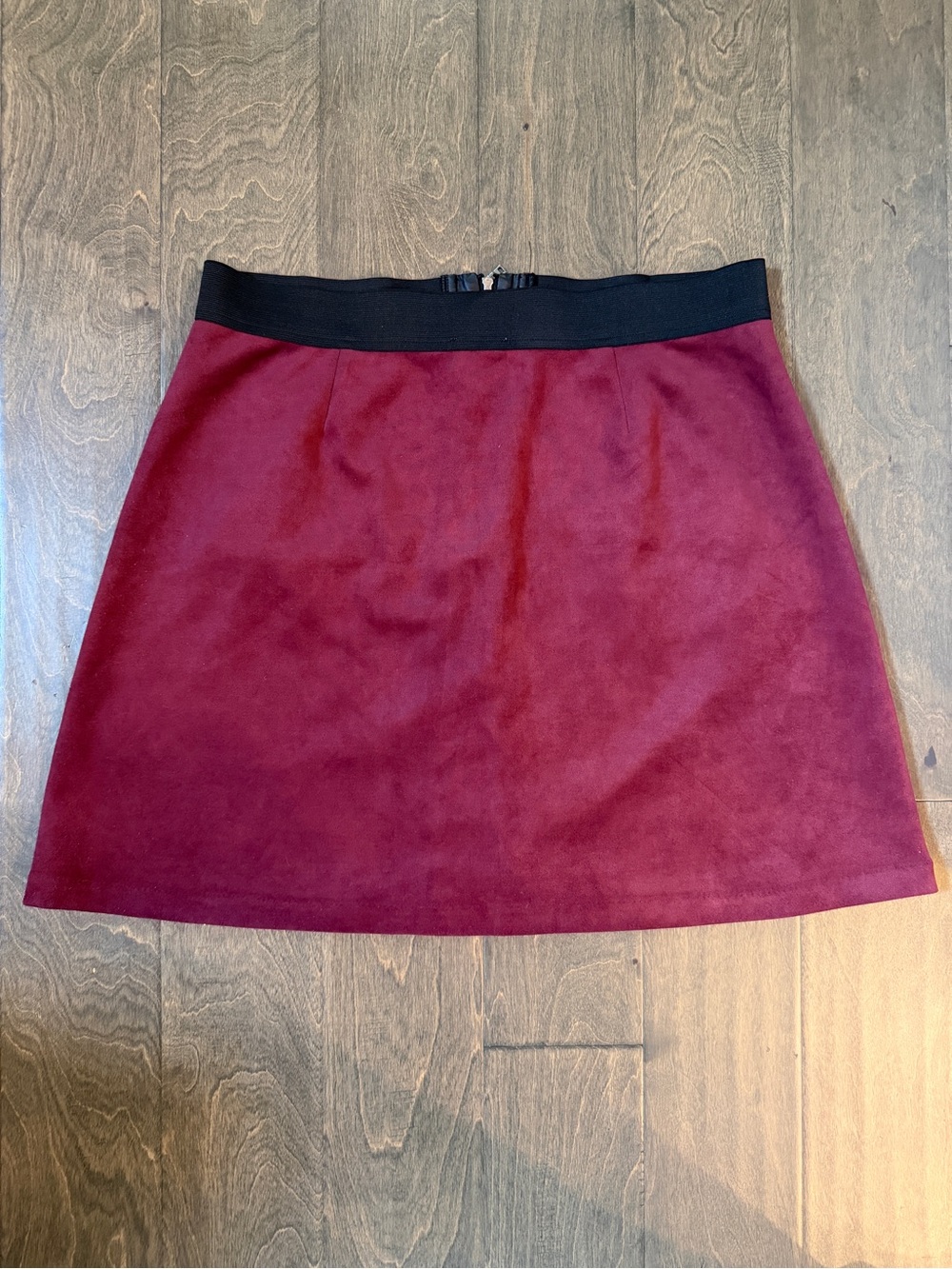 ECI Burgundy A-Line Skirt with Black Trim and Front Zip - Picture 4 of 4